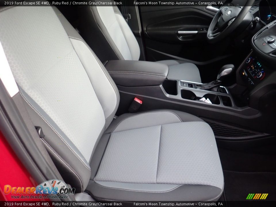 2019 Ford Escape SE 4WD Ruby Red / Chromite Gray/Charcoal Black Photo #10