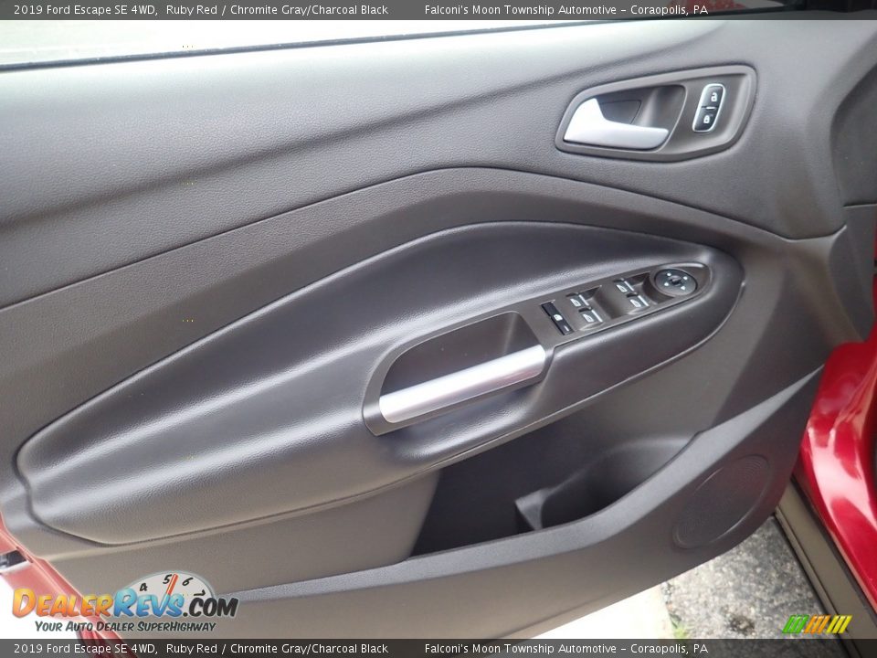 2019 Ford Escape SE 4WD Ruby Red / Chromite Gray/Charcoal Black Photo #22