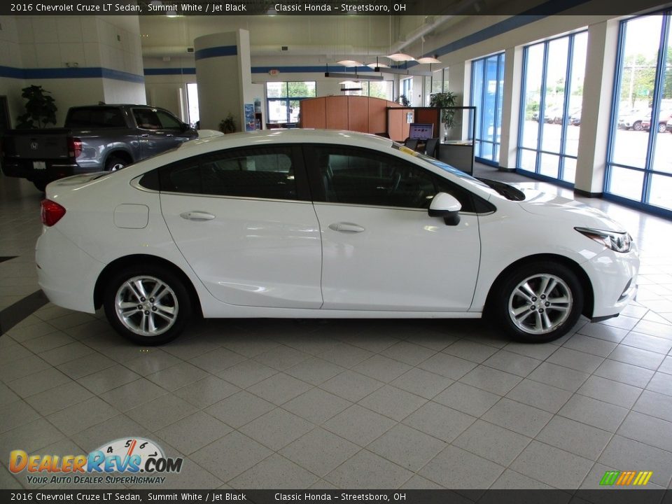 2016 Chevrolet Cruze LT Sedan Summit White / Jet Black Photo #4