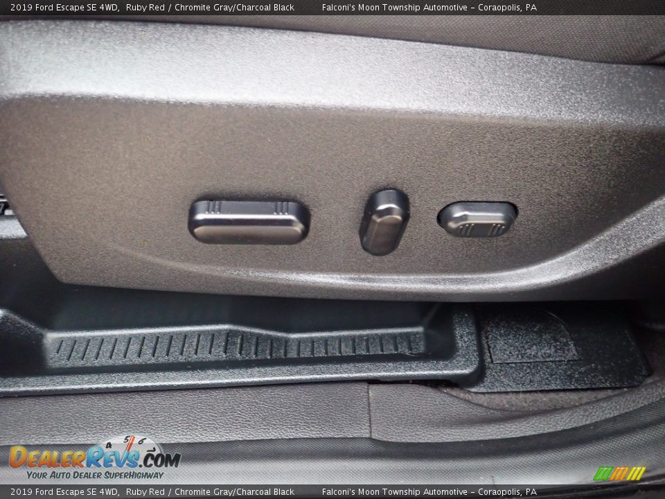 2019 Ford Escape SE 4WD Ruby Red / Chromite Gray/Charcoal Black Photo #23