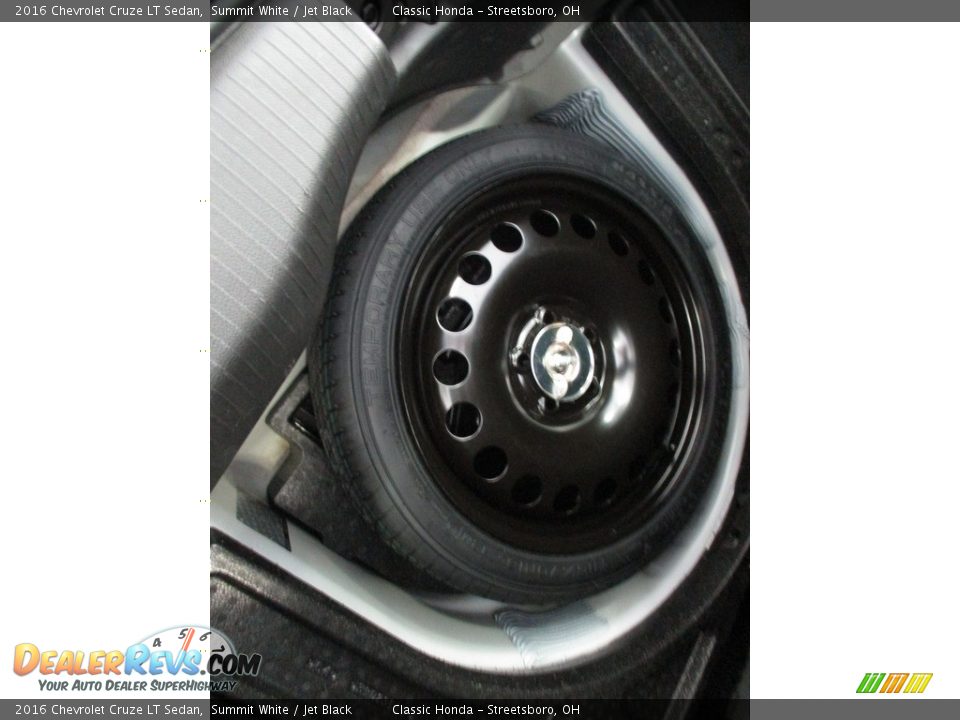 2016 Chevrolet Cruze LT Sedan Summit White / Jet Black Photo #15