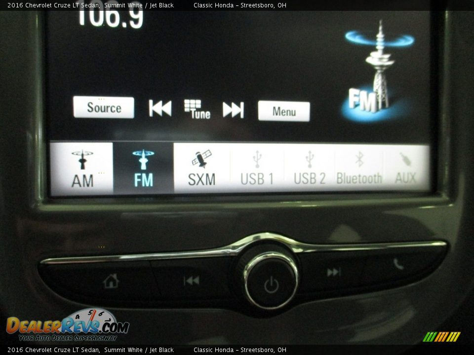 2016 Chevrolet Cruze LT Sedan Summit White / Jet Black Photo #36