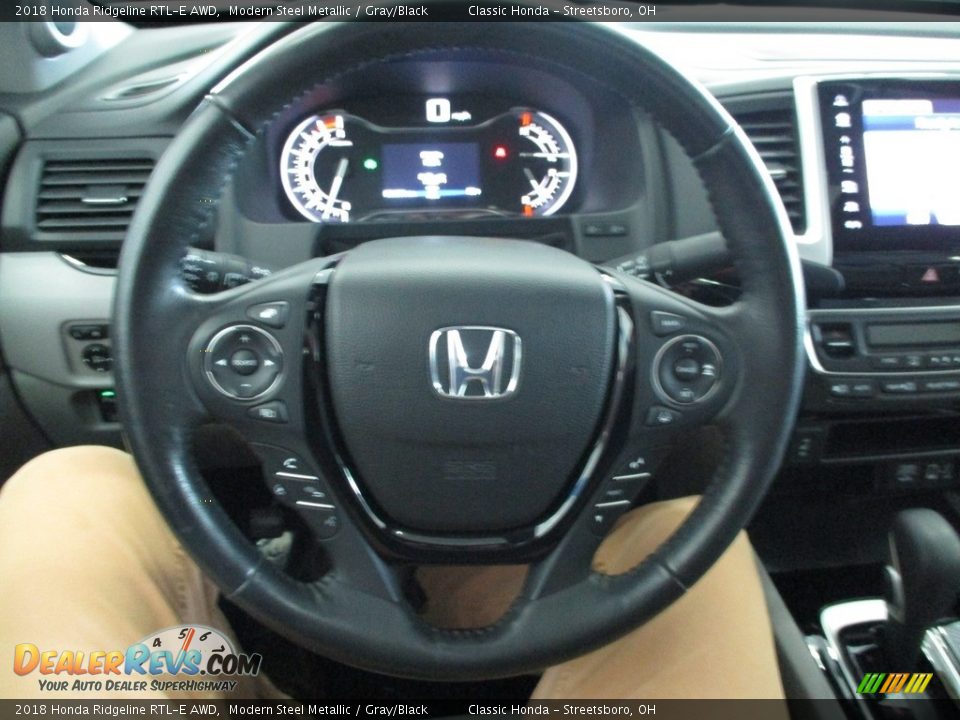 2018 Honda Ridgeline RTL-E AWD Modern Steel Metallic / Gray/Black Photo #32