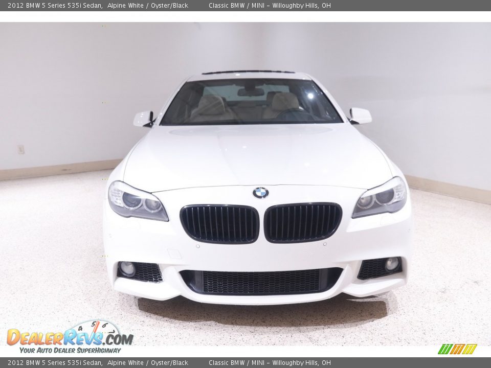 2012 BMW 5 Series 535i Sedan Alpine White / Oyster/Black Photo #2