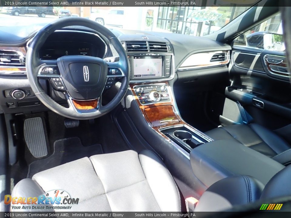 Front Seat of 2019 Lincoln Continental Select AWD Photo #16