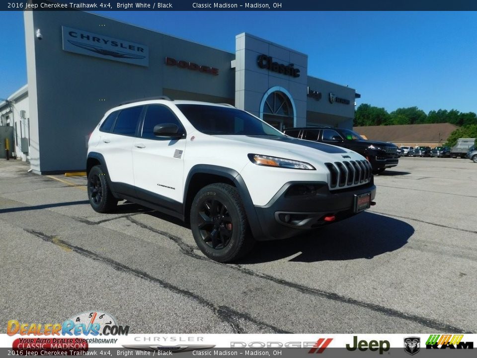 2016 Jeep Cherokee Trailhawk 4x4 Bright White / Black Photo #1