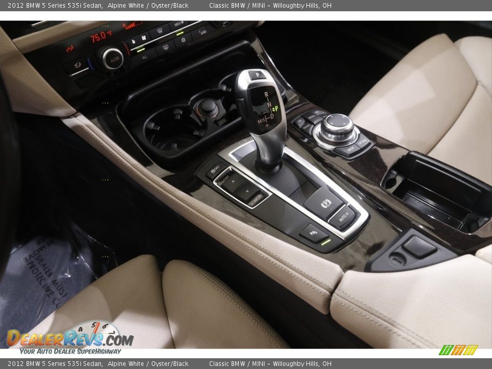 2012 BMW 5 Series 535i Sedan Alpine White / Oyster/Black Photo #15