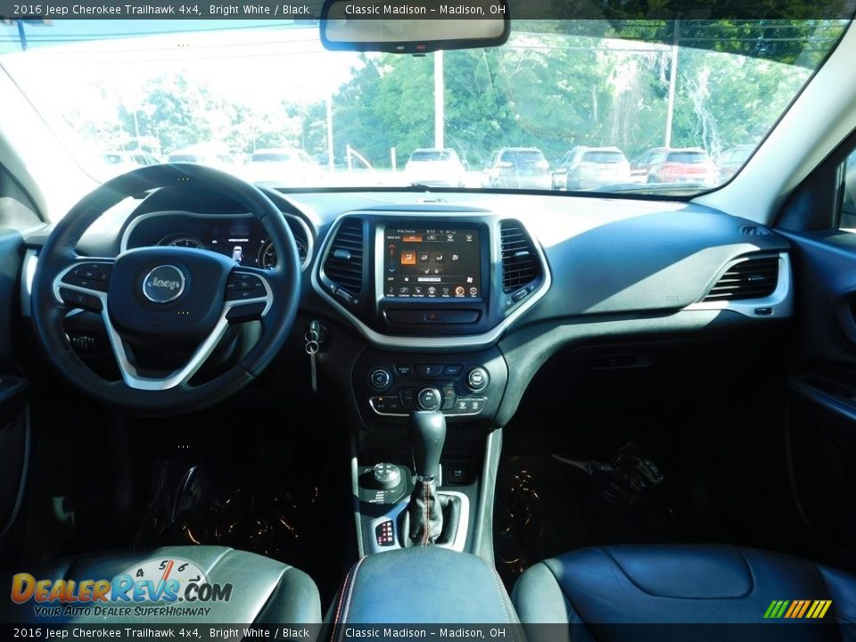 2016 Jeep Cherokee Trailhawk 4x4 Bright White / Black Photo #8