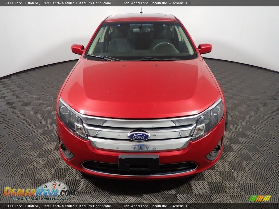 2011 Ford Fusion SE Red Candy Metallic / Medium Light Stone Photo #4