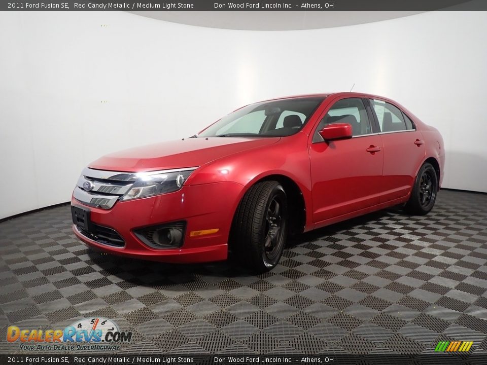 2011 Ford Fusion SE Red Candy Metallic / Medium Light Stone Photo #7