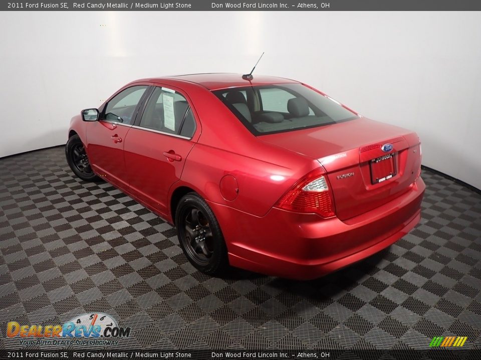 2011 Ford Fusion SE Red Candy Metallic / Medium Light Stone Photo #10