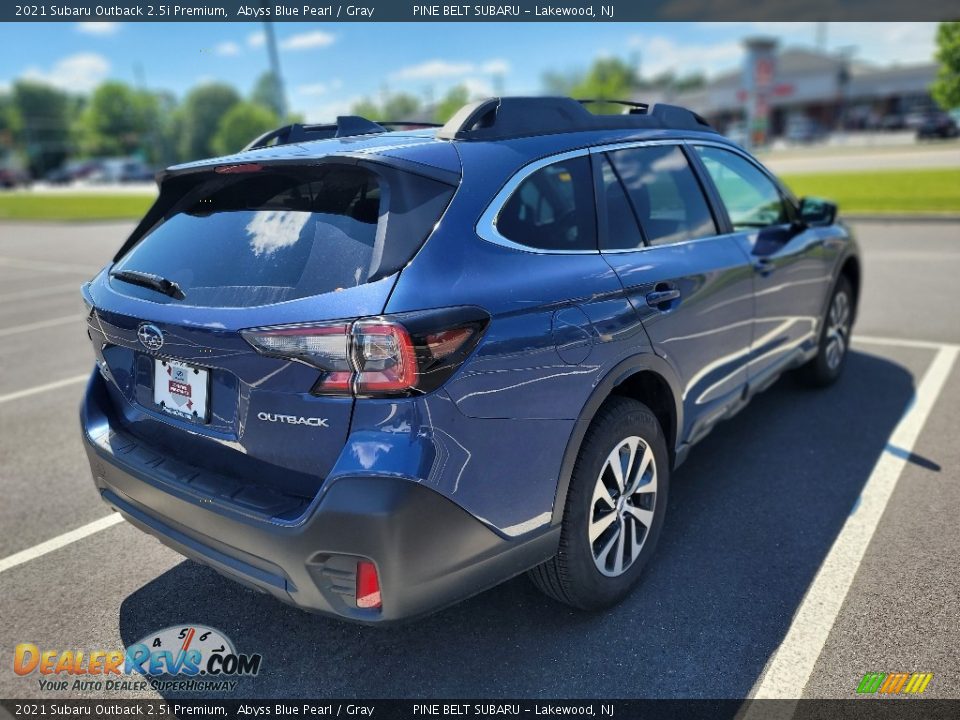 2021 Subaru Outback 2.5i Premium Abyss Blue Pearl / Gray Photo #6