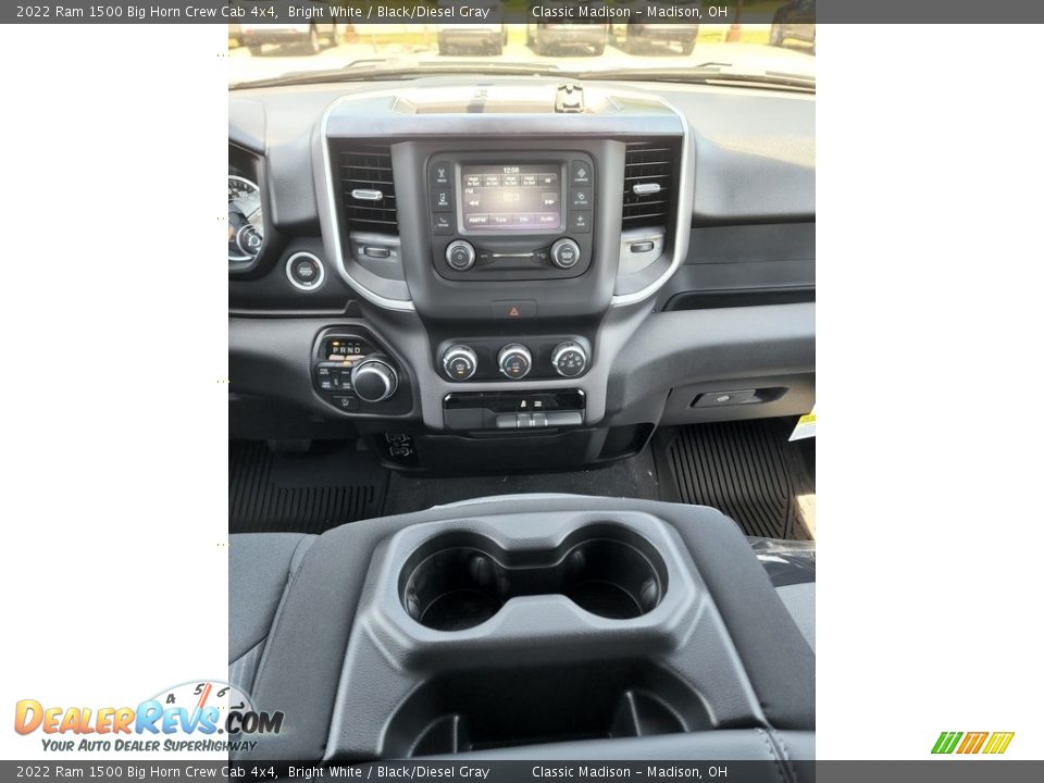 2022 Ram 1500 Big Horn Crew Cab 4x4 Bright White / Black/Diesel Gray Photo #6