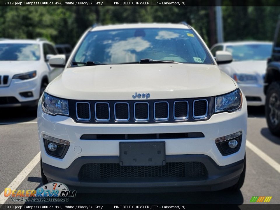 2019 Jeep Compass Latitude 4x4 White / Black/Ski Gray Photo #2