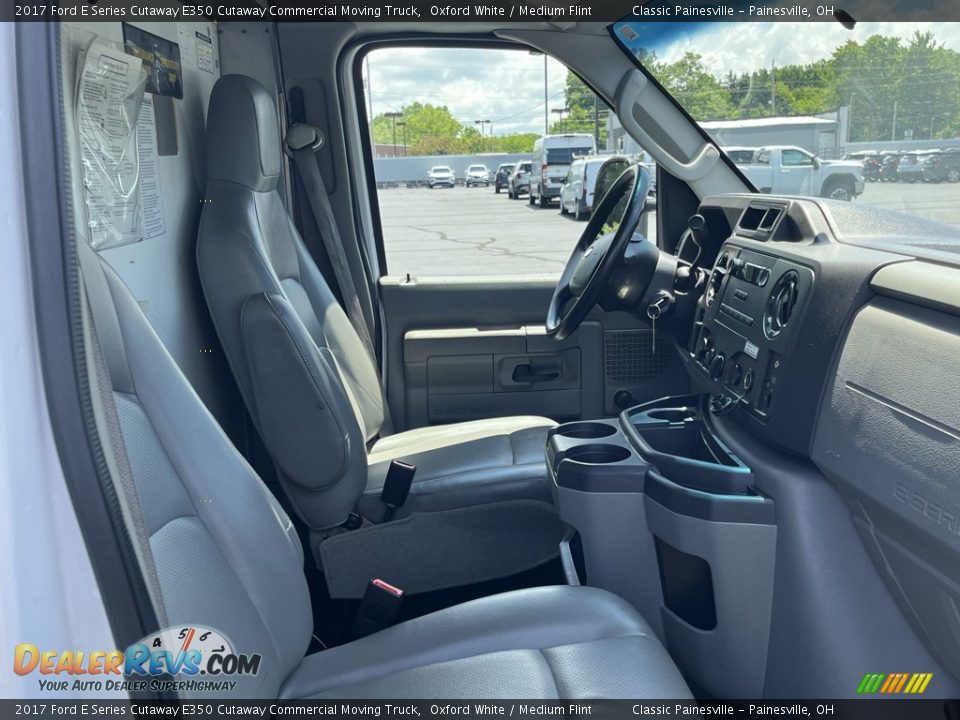 2017 Ford E Series Cutaway E350 Cutaway Commercial Moving Truck Oxford White / Medium Flint Photo #13