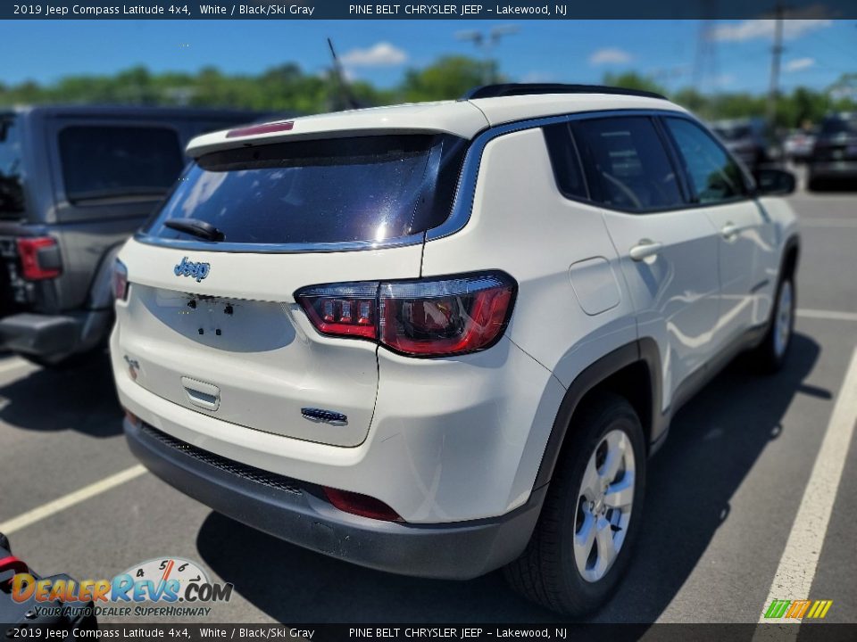 2019 Jeep Compass Latitude 4x4 White / Black/Ski Gray Photo #6