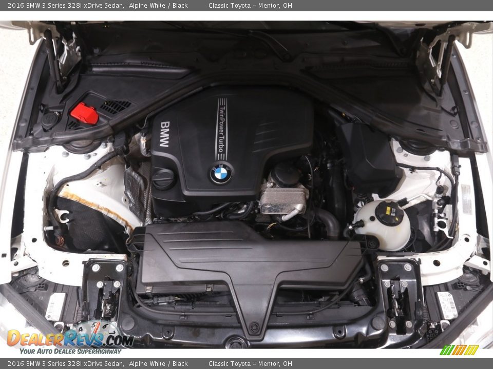 2016 BMW 3 Series 328i xDrive Sedan Alpine White / Black Photo #23