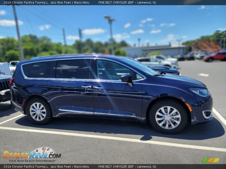 2019 Chrysler Pacifica Touring L Jazz Blue Pearl / Black/Alloy Photo #4