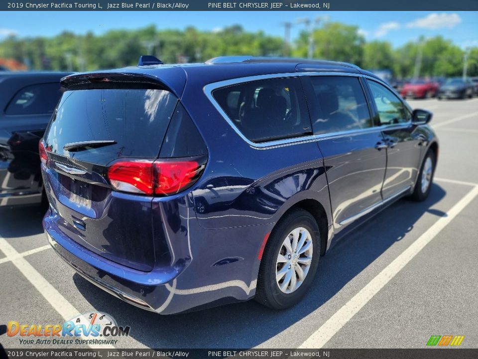 2019 Chrysler Pacifica Touring L Jazz Blue Pearl / Black/Alloy Photo #6
