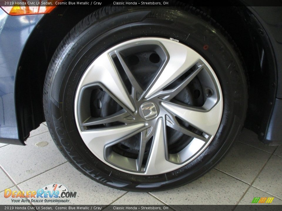 2019 Honda Civic LX Sedan Cosmic Blue Metallic / Gray Photo #12