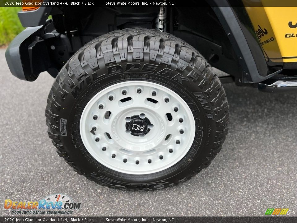 2020 Jeep Gladiator Overland 4x4 Black / Black Photo #12