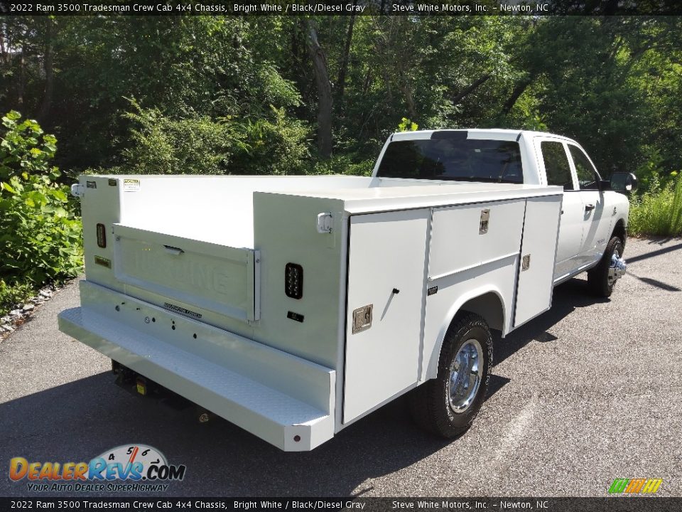 2022 Ram 3500 Tradesman Crew Cab 4x4 Chassis Bright White / Black/Diesel Gray Photo #6