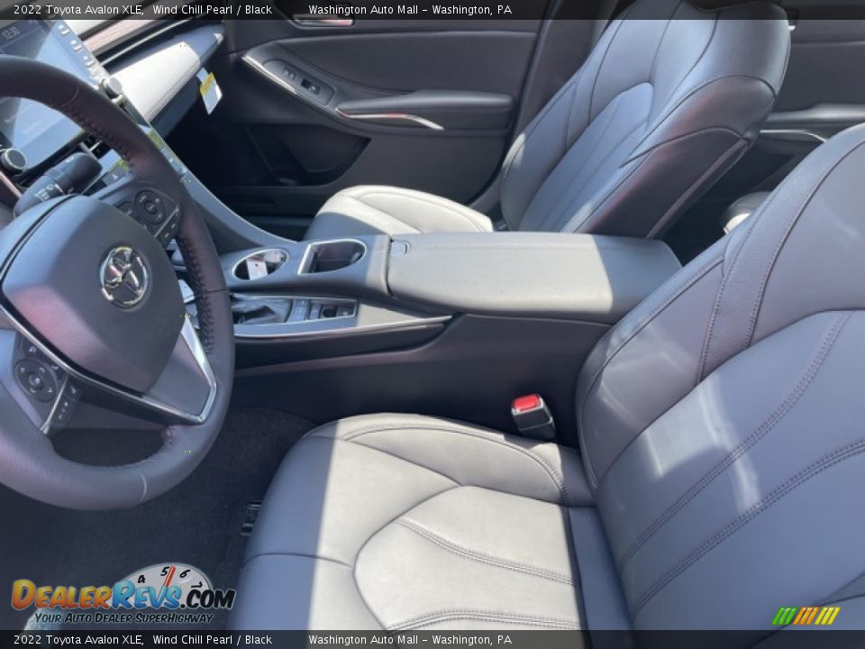 Front Seat of 2022 Toyota Avalon XLE Photo #4