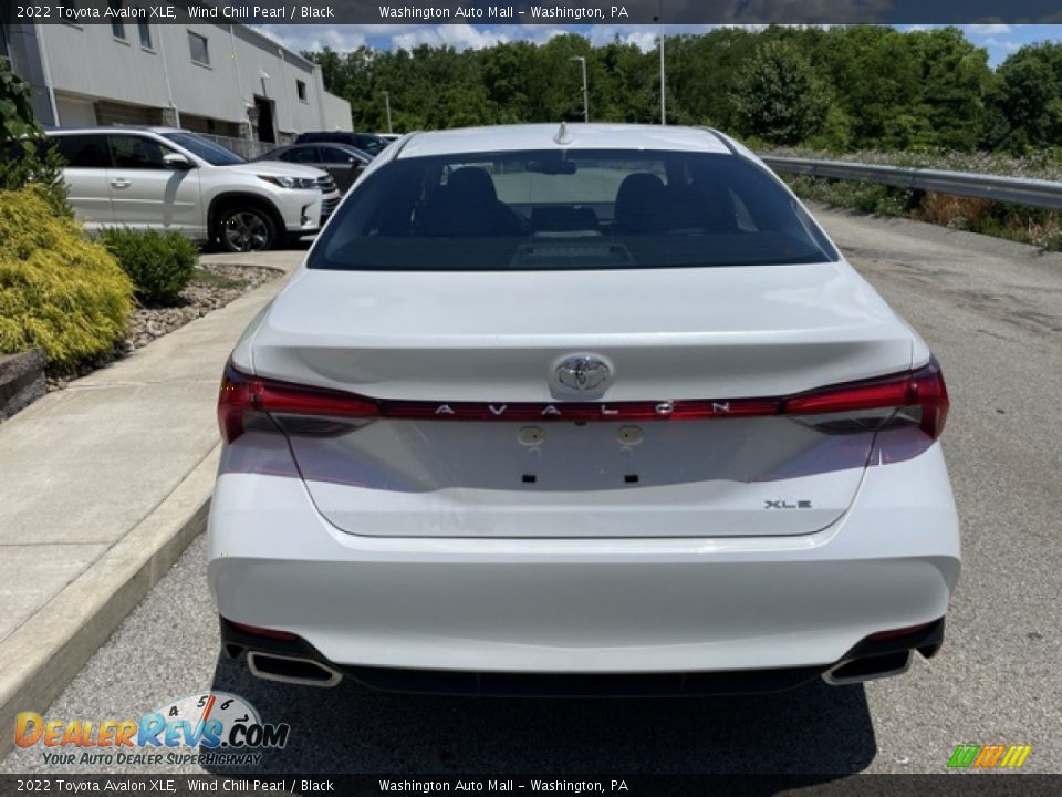 2022 Toyota Avalon XLE Wind Chill Pearl / Black Photo #8