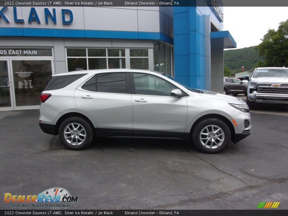 2022 Chevrolet Equinox LT AWD Silver Ice Metallic / Jet Black Photo #2