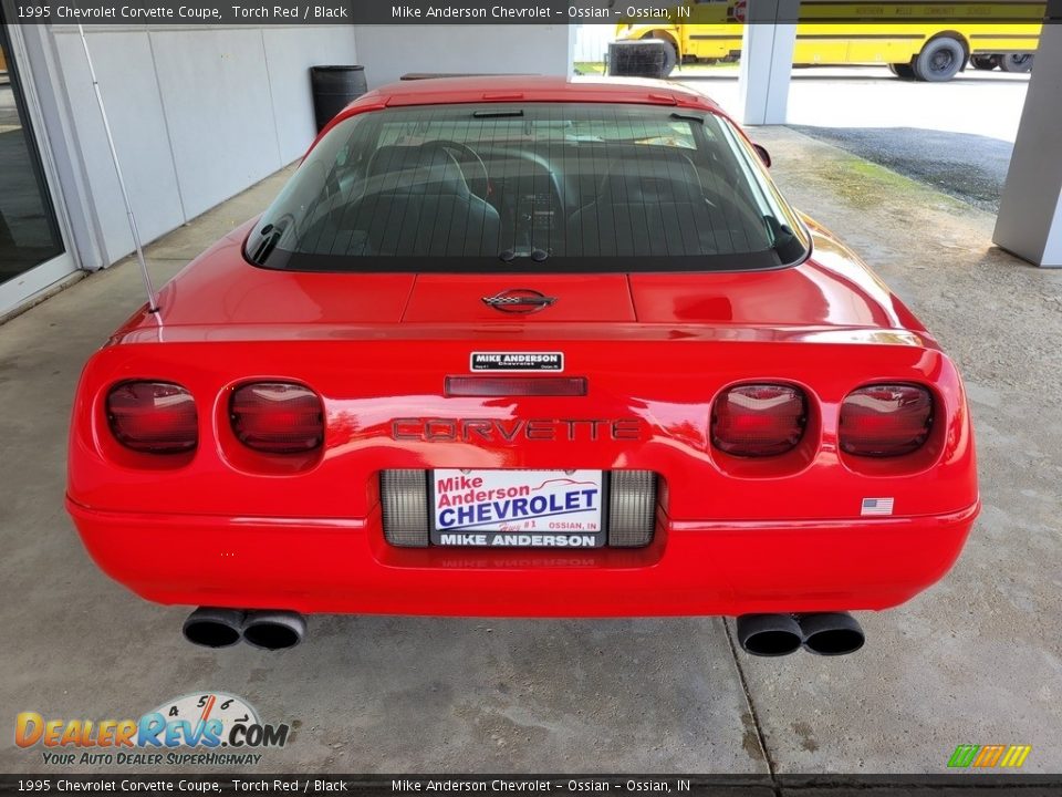1995 Chevrolet Corvette Coupe Torch Red / Black Photo #5