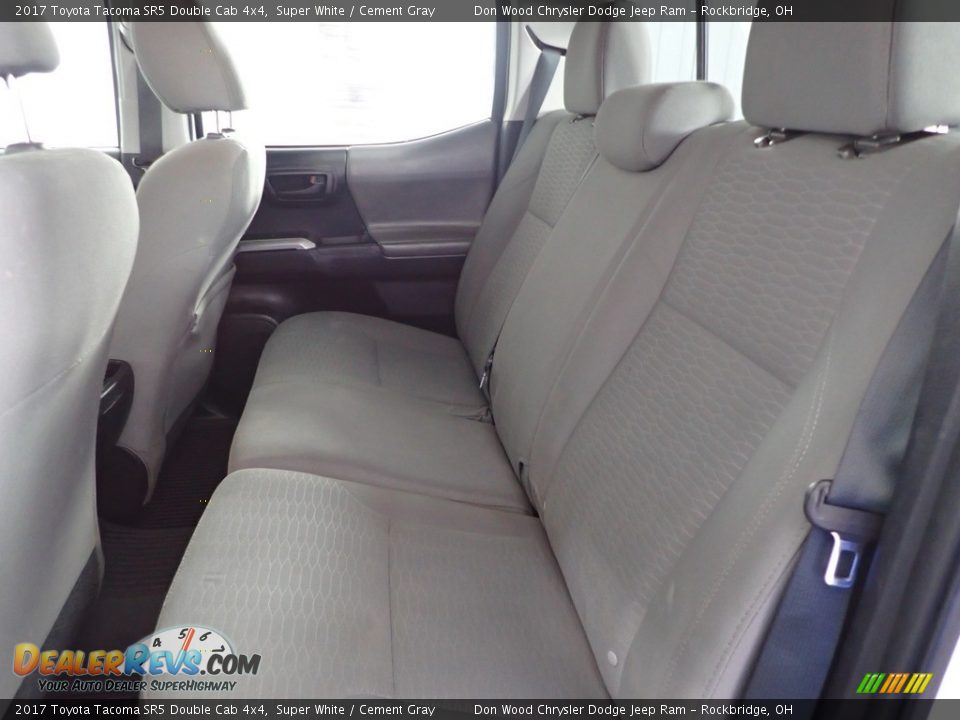 2017 Toyota Tacoma SR5 Double Cab 4x4 Super White / Cement Gray Photo #22