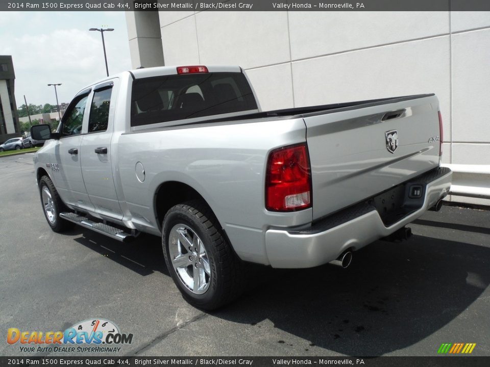 2014 Ram 1500 Express Quad Cab 4x4 Bright Silver Metallic / Black/Diesel Gray Photo #10