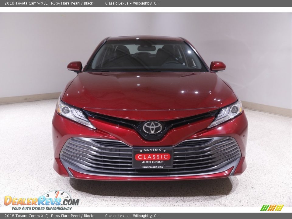 2018 Toyota Camry XLE Ruby Flare Pearl / Black Photo #2