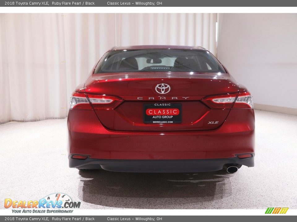 2018 Toyota Camry XLE Ruby Flare Pearl / Black Photo #17