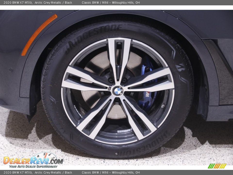 2020 BMW X7 M50i Arctic Grey Metallic / Black Photo #23