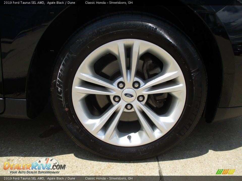 2019 Ford Taurus SEL AWD Agate Black / Dune Photo #5