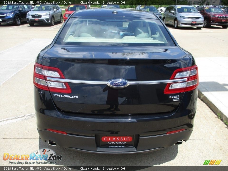 2019 Ford Taurus SEL AWD Agate Black / Dune Photo #8