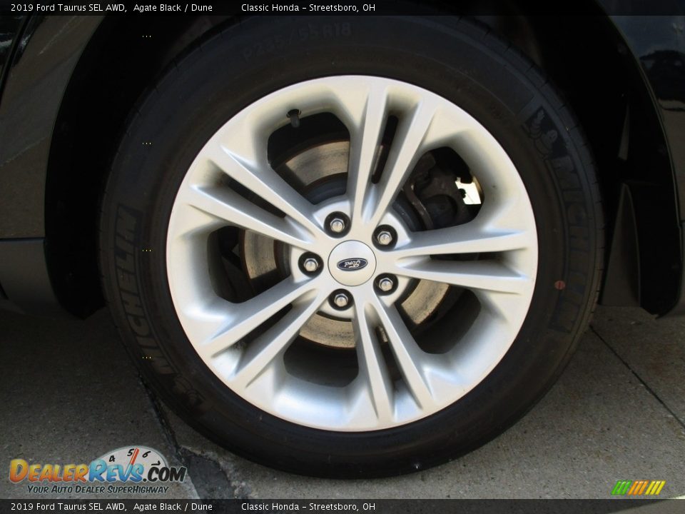 2019 Ford Taurus SEL AWD Agate Black / Dune Photo #11
