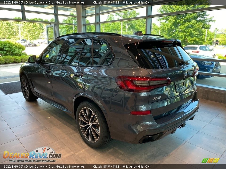 2022 BMW X5 xDrive40i Arctic Gray Metallic / Ivory White Photo #2