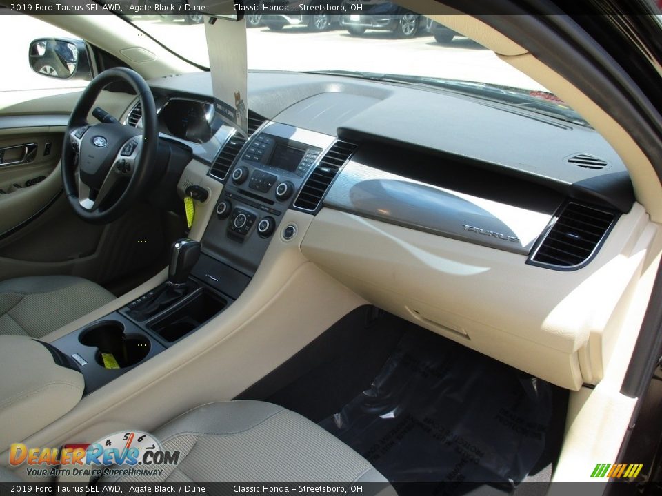 2019 Ford Taurus SEL AWD Agate Black / Dune Photo #19