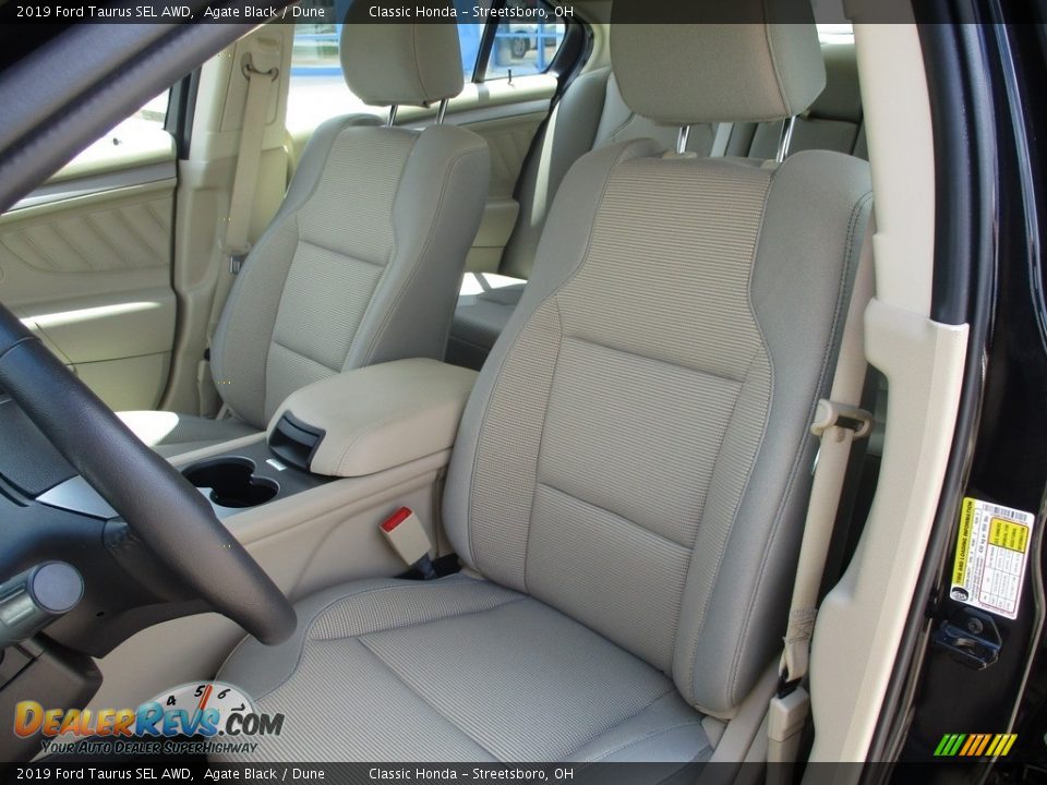 2019 Ford Taurus SEL AWD Agate Black / Dune Photo #28