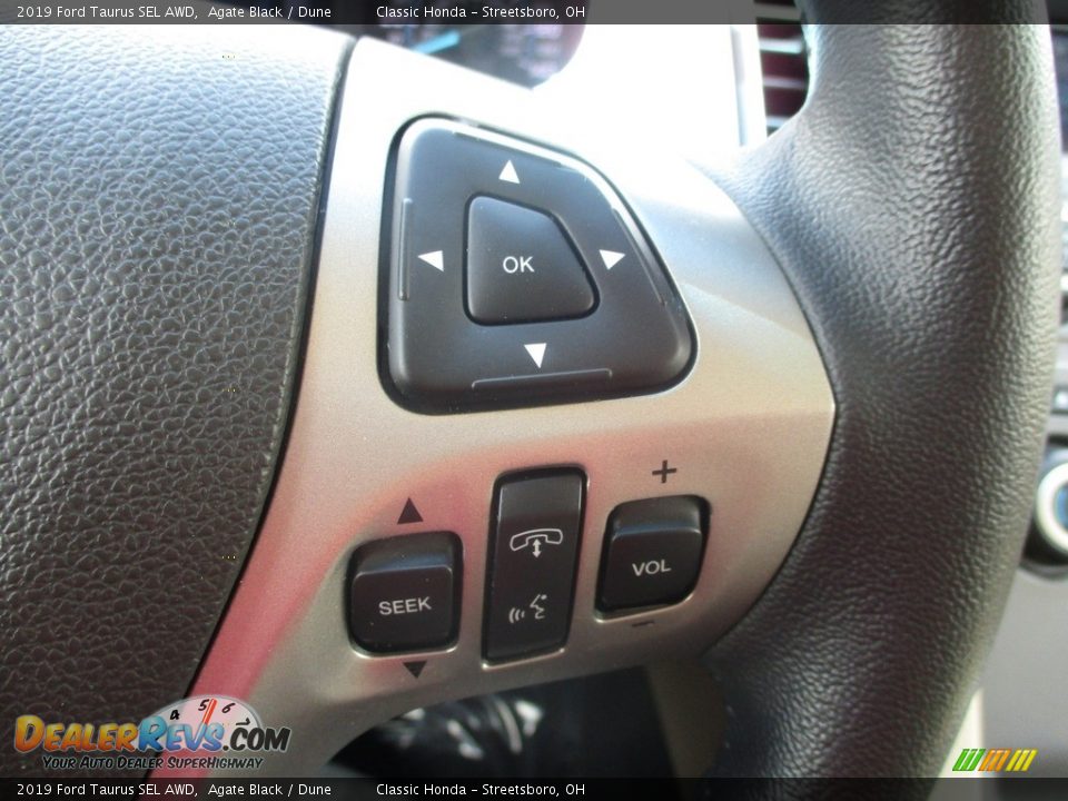 2019 Ford Taurus SEL AWD Agate Black / Dune Photo #34