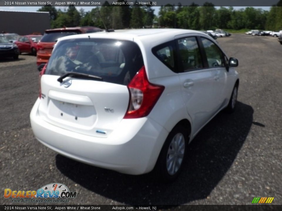 2014 Nissan Versa Note SV Aspen White / Wheat Stone Photo #6