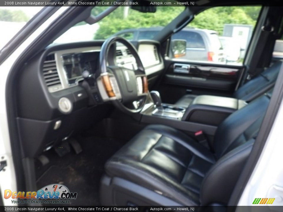 2008 Lincoln Navigator Luxury 4x4 White Chocolate Tri Coat / Charcoal Black Photo #7
