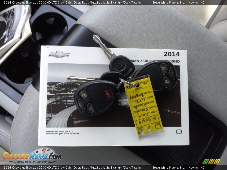 Keys of 2014 Chevrolet Silverado 2500HD LTZ Crew Cab Photo #25