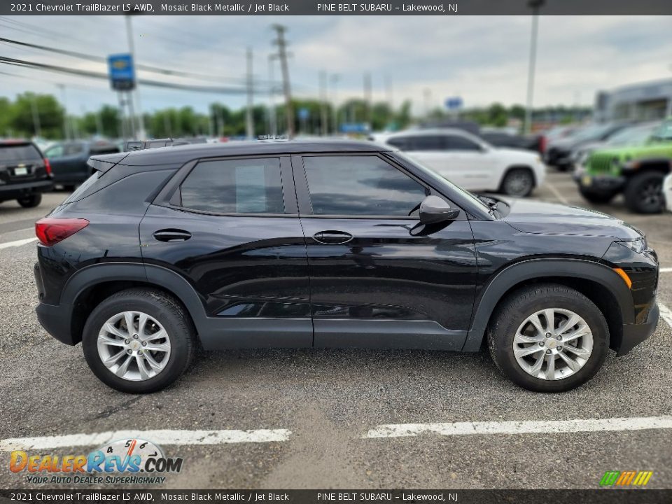 2021 Chevrolet TrailBlazer LS AWD Mosaic Black Metallic / Jet Black Photo #4