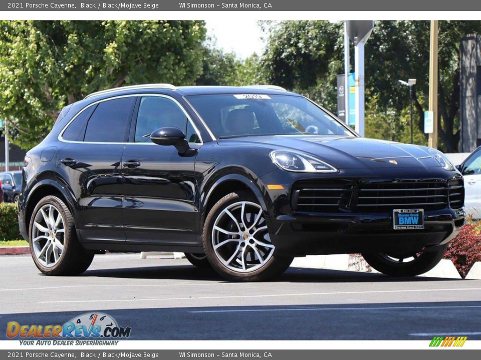 Black 2021 Porsche Cayenne  Photo #29