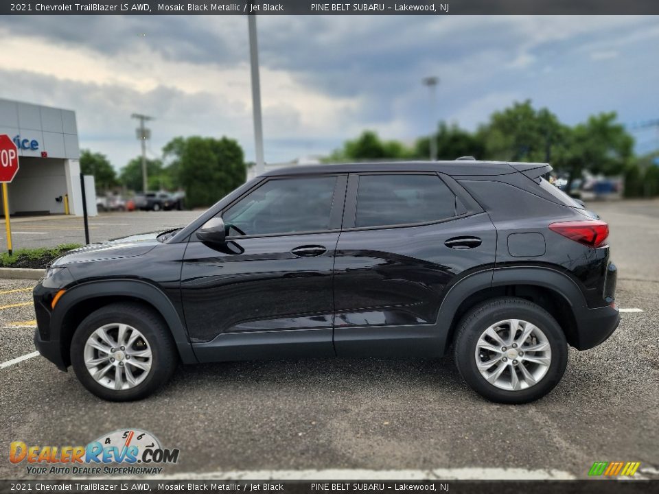 2021 Chevrolet TrailBlazer LS AWD Mosaic Black Metallic / Jet Black Photo #9
