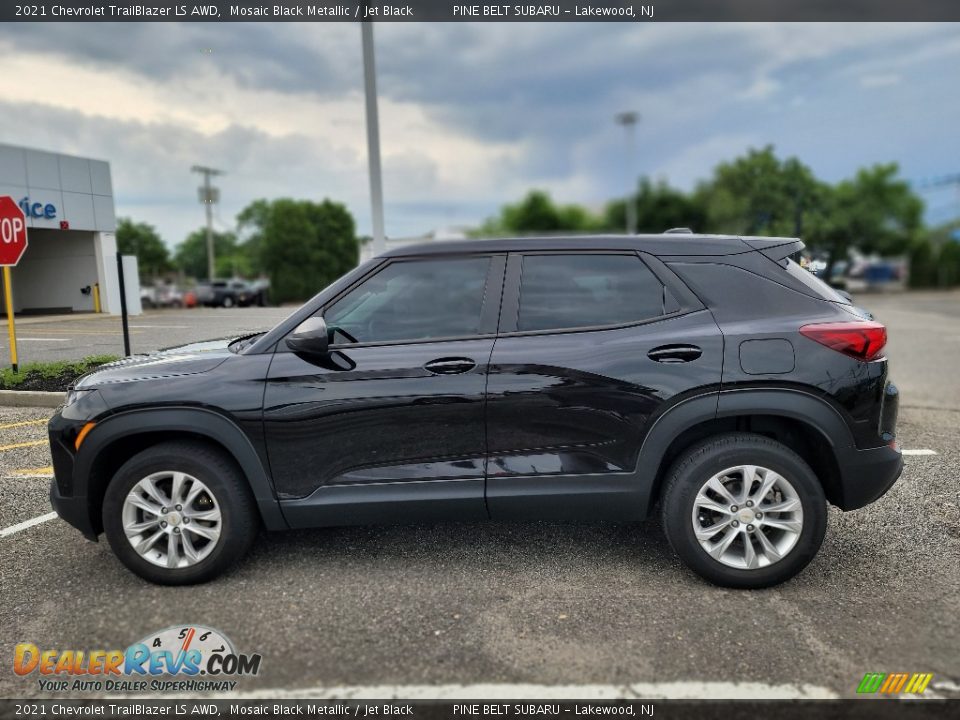 2021 Chevrolet Trailblazer LS AWD Mosaic Black Metallic / Jet Black Photo #9