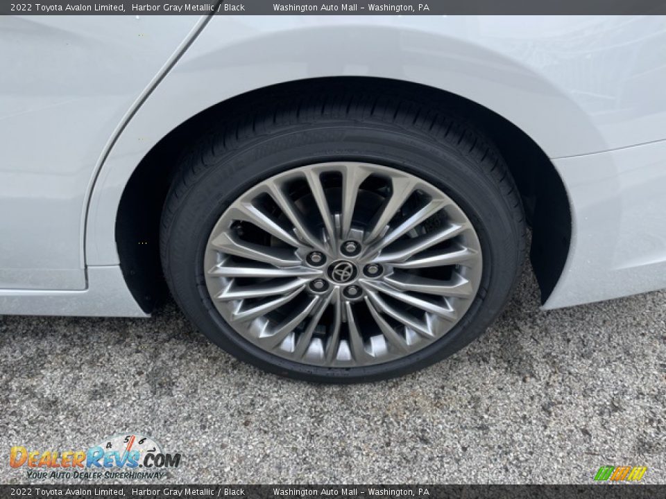 2022 Toyota Avalon Limited Harbor Gray Metallic / Black Photo #26